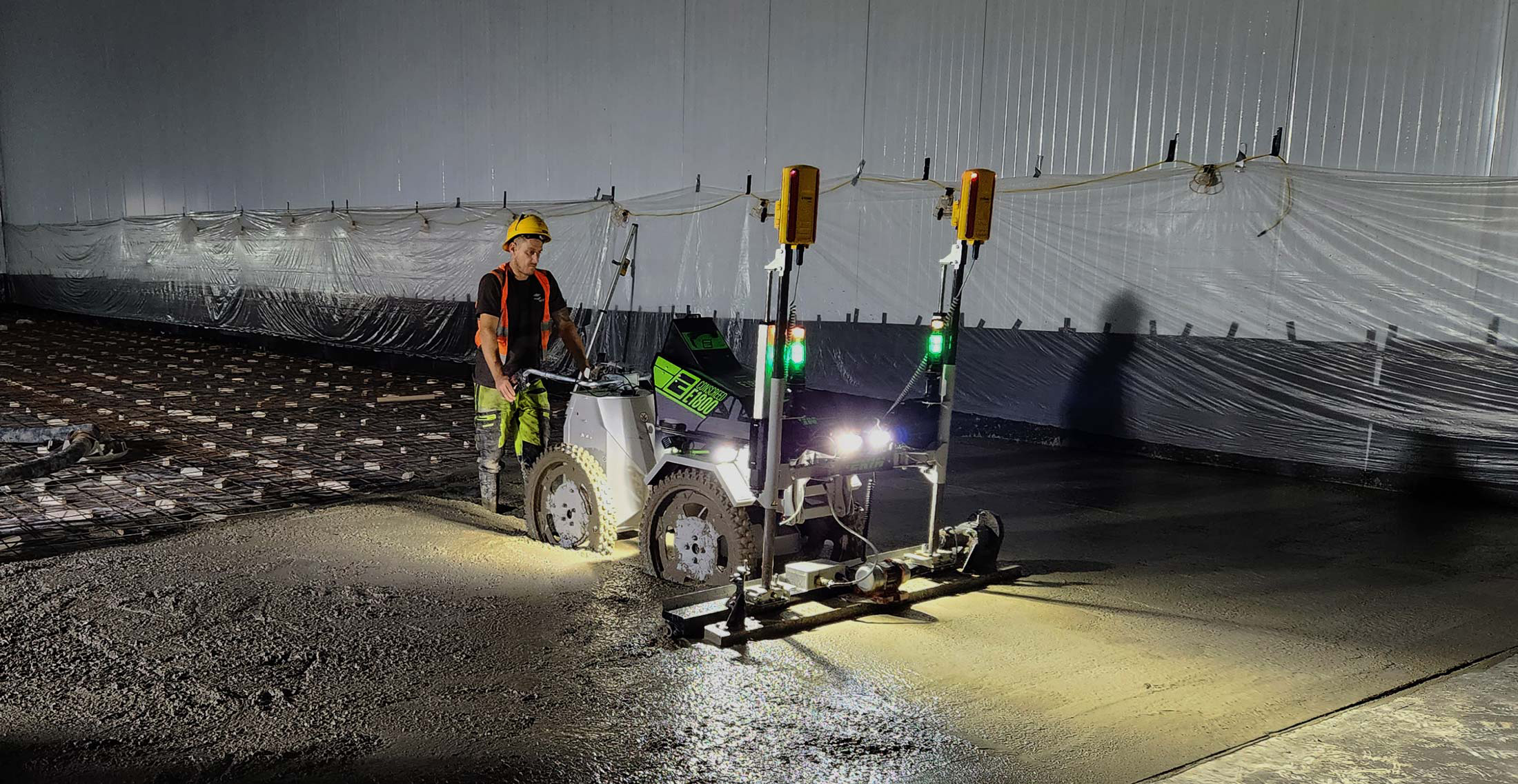 Conscreed E1800 Laser Guided Concrete Screed In Action